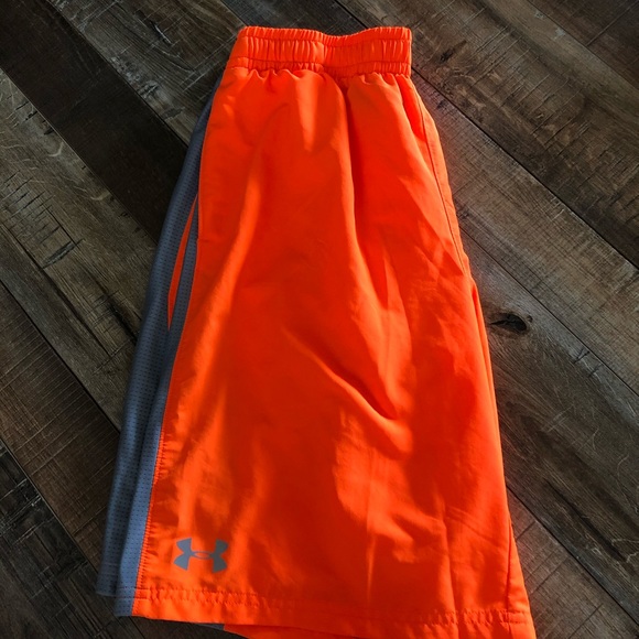 UNDER ARMOUR orange basketball shorts youth XL - Picture 2 of 5